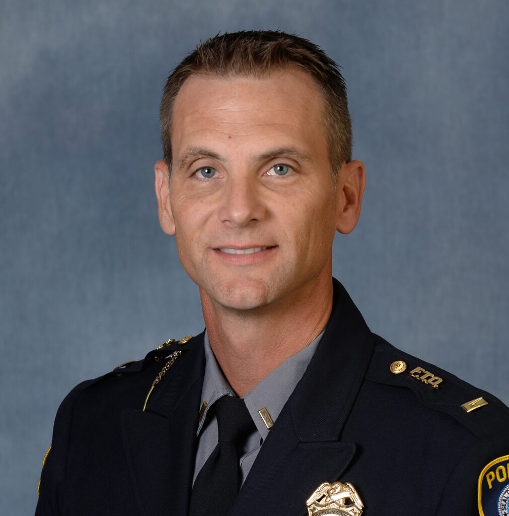 Lt Dale Headshot